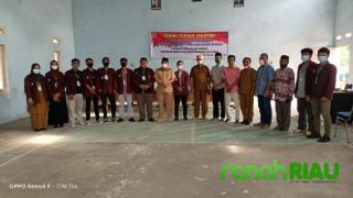 Mahasiswa Kukerta Univrab kelompok 28 ikut Sukseskan acara Sertijab di Desa Sialang Bungkuk Kecamata